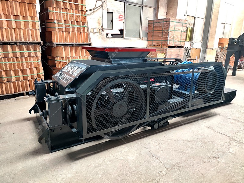 鵝卵石制砂機(jī)價(jià)格|鵝卵石制沙機(jī)設(shè)備|鵝卵石破碎機(jī)生產(chǎn)線廠家 鵝卵石制砂機(jī)價(jià)格|鵝卵石制沙機(jī)設(shè)備|鵝卵石破碎機(jī)生產(chǎn)線廠家