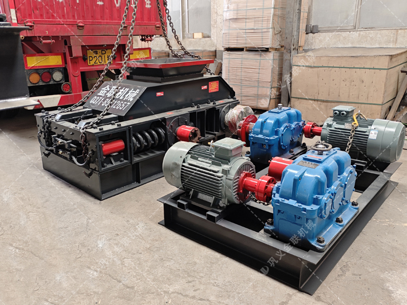 選擇困難癥？看完這篇你就知道雙齒輥破碎機(jī)有多香！